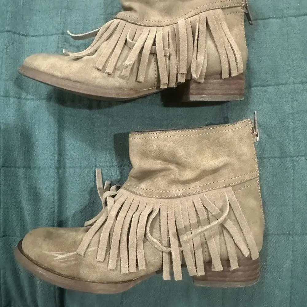 Volatile Kids Tan Fringe Boots